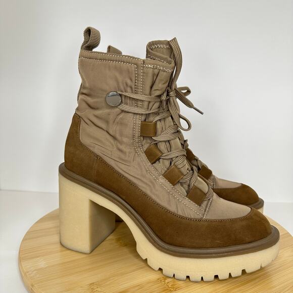 Dolce Vita Celida Lace Up Lug Sole Chunky Heeled Hiking Boot Size 6.5 - Picture 2 of 9